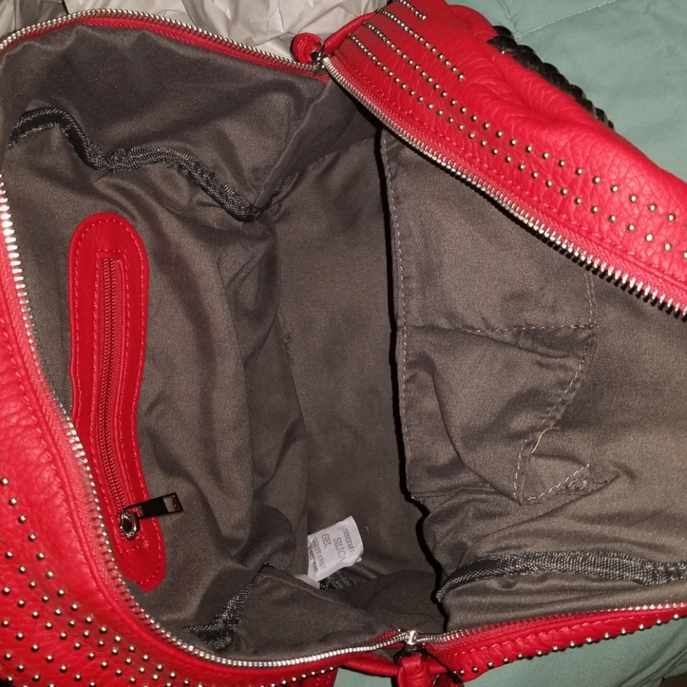 Red studded backpack - Picture 5 of 5
